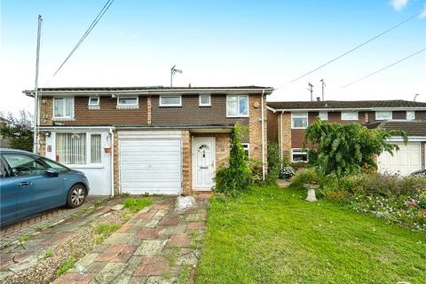 Beechnut Drive, Blackwater, Camberley 3 bed semi