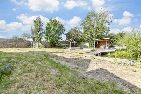High Road, Thornwood, Essex 4 bed detached house for sale