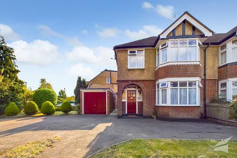 Windermere Avenue, St Albans 3 bed semi