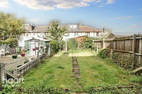 Goresbrook Road, Dagenham 3 bed terraced house for sale