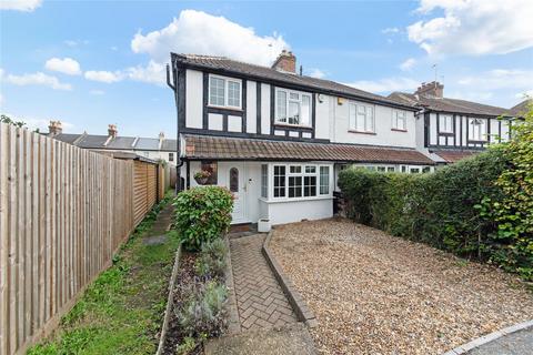 St Martins Close, Epsom 3 bed semi