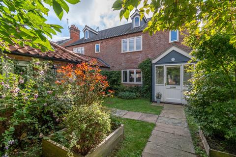 Olive Fisher Court, Fakenham, NR21 4 bed semi