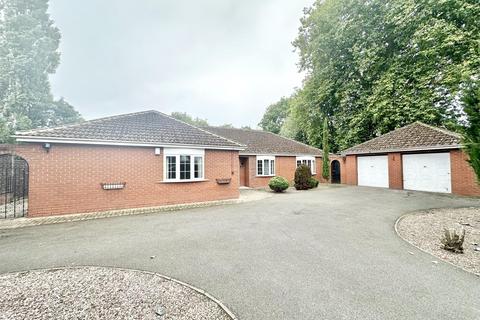 3 bedroom detached bungalow for sale