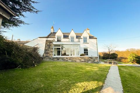 Glenluce DG8 5 bed detached house for sale