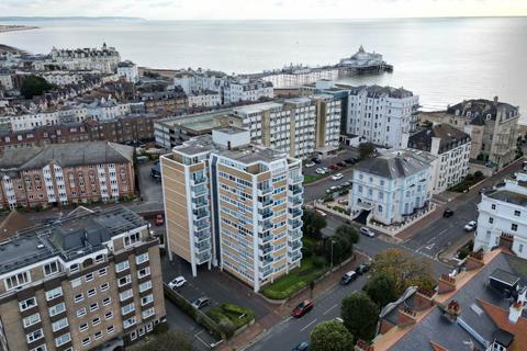 Hartington Place, Eastbourne 2 bed penthouse for sale