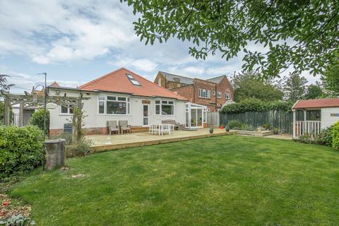 Hunstanton 5 bed chalet for sale