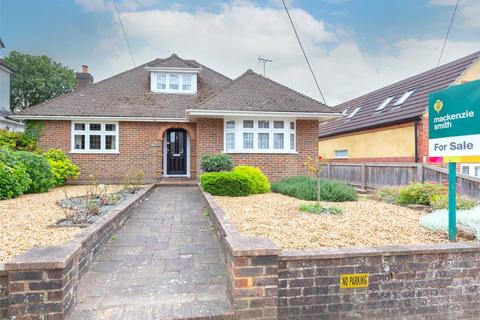 Woollards Road, Guildford GU12 2 bed bungalow for sale