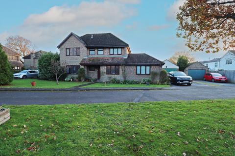 Conifer Drive, Hambrook PO18 5 bed detached house for sale