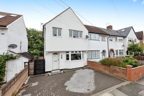 Fulwell Park Avenue, Twickenham TW2 3 bed end of terrace house for sale