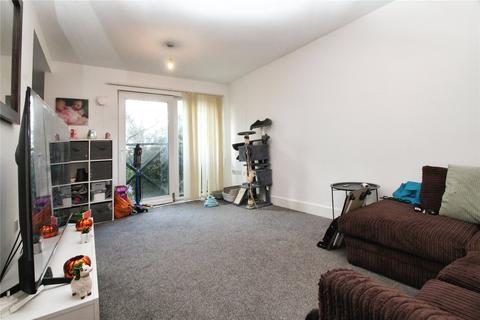 Hardings Close, Hertfordshire HP3 2 bed flat for sale