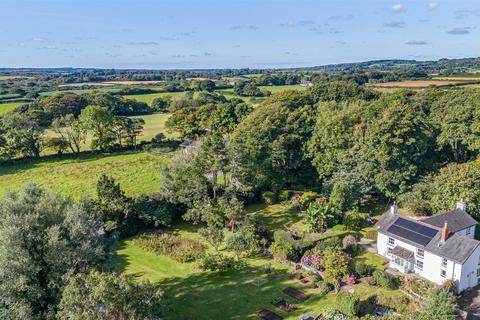 Mawnan Smith 4 bed detached house for sale