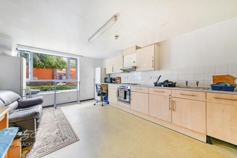 Dragoon Hall, London 6 bed apartment for sale