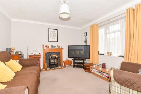 Alexandra Road, Heathfield, East Sussex 1 bed ground floor flat for sale