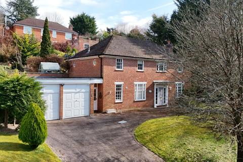 Elmshott Close, Penn, High Wycombe 5 bed detached house for sale