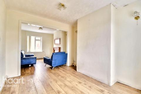 Greenmeadow Avenue, Newport 3 bed semi
