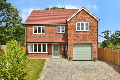 Foster Lane, Alderbury               ... 4 bed detached house for sale