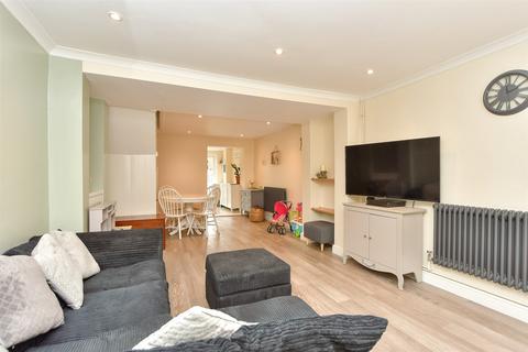 Borden Lane, Sittingbourne, Kent 2 bed terraced house for sale