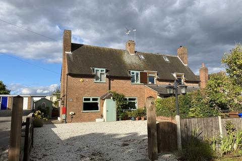 Beamhill Road, Stretton 3 bed semi