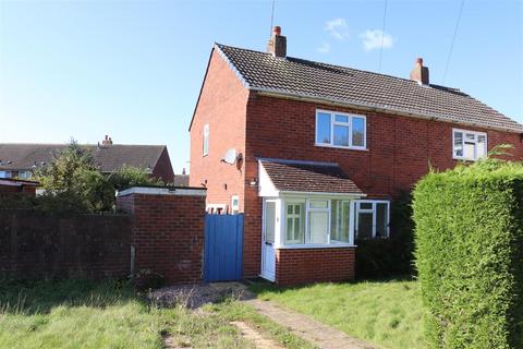 2 bedroom semi-detached house for sale