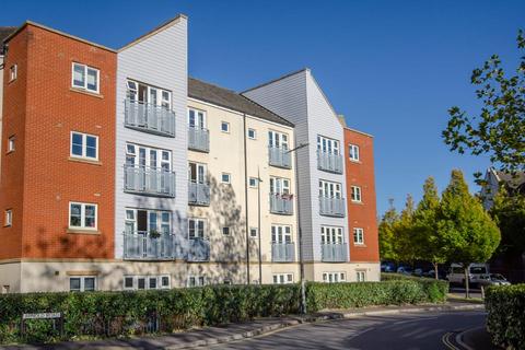 26 Arnold Way, Mangotsfield, Bristol... 2 bed flat for sale