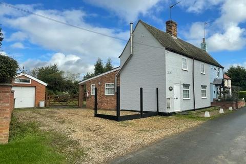 Tort Hill, Sawtry 2 bed semi