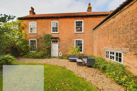 Meadow Lane, Burton Joyce, Nottingham 4 bed farm house for sale