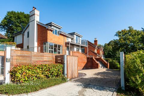 Wells Lane, ASCOT 4 bed detached house for sale