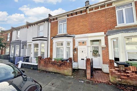 Knox Road, Portsmouth, Hampshire 2 bed terraced house for sale