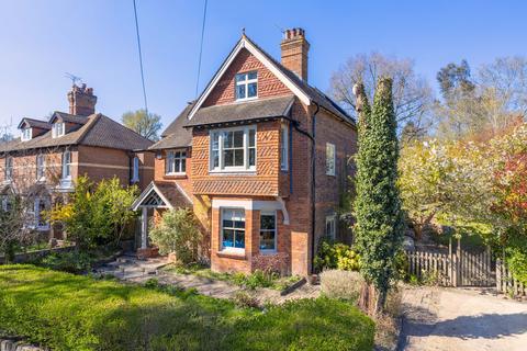 Ashley Road, Rotherfield, TN6 5 bed detached house for sale