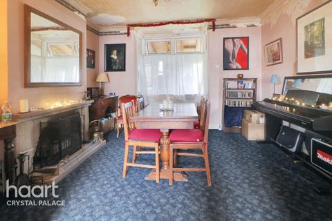 Ingram Road, THORNTON HEATH 4 bed terraced house for sale