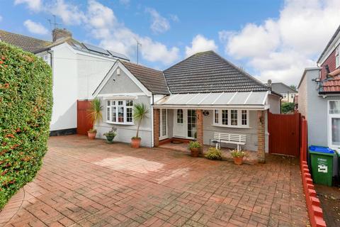 Buckingham Avenue, Welling, Kent 2 bed detached bungalow for sale