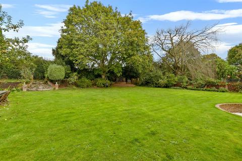 The Street, Woodnesborough, Sandwich... 6 bed detached house for sale