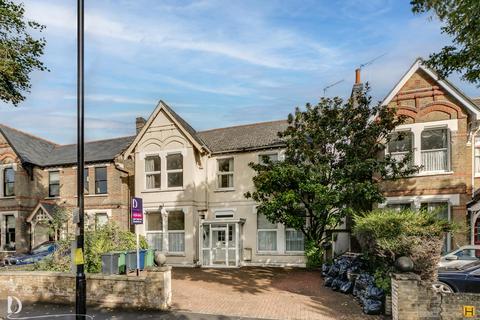 Gordon Road, London, W5 5 bed detached house for sale