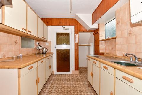 Norfolk Road, Canterbury, Kent 3 bed detached house for sale