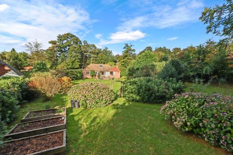 Warren Close, Cross in Hand, TN21 3 bed detached bungalow for sale