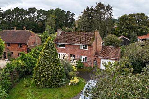 Glebe Lane, Landford, Salisbury... 3 bed detached house for sale