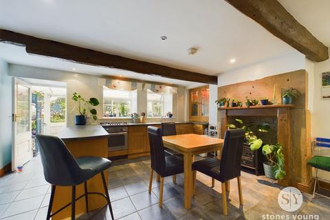 Wheatley Lane Road, Fence, BB12 4 bed end of terrace house for sale