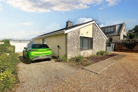 Wells BA5 3 bed detached bungalow for sale