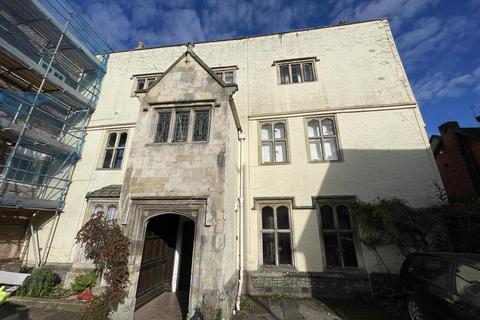 The Priory, Salisbury SP1 1 bed flat for sale