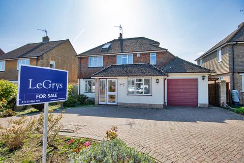 Orchard Drive, Edenbridge 4 bed detached house for sale