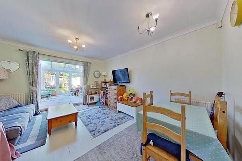 Cormorant Way, Herne Bay, CT6 6HG 2 bed terraced house for sale
