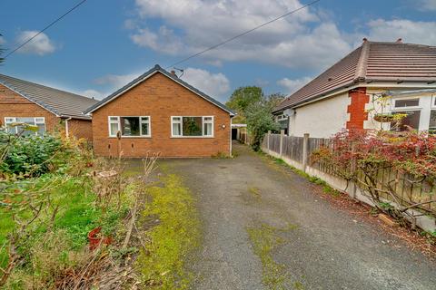 Field Street, Cannock WS11 2 bed detached bungalow for sale