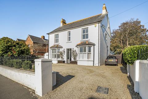 East Street, Selsey, PO20 4 bed detached house for sale
