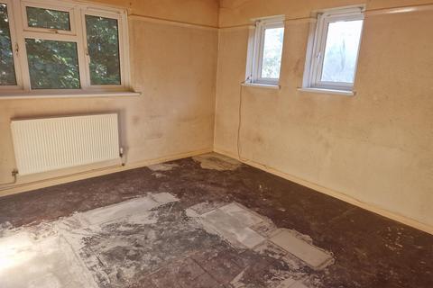 Wharfedale Road, Margate, Kent 1 bed flat for sale