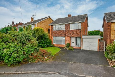 36 Dunval Road, Bridgnorth 3 bed detached house for sale