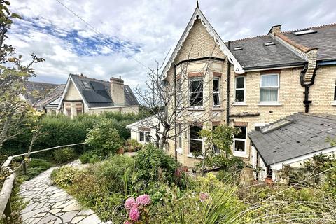 Chambercombe Park Road, Ilfracombe... 4 bed semi