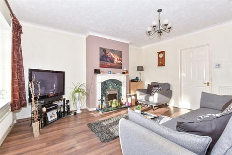 Castle Road, Maidstone, Kent 3 bed semi