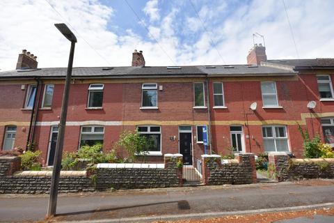 37 Lavernock Road, Penarth, CF63 3NX 2 bed terraced house for sale