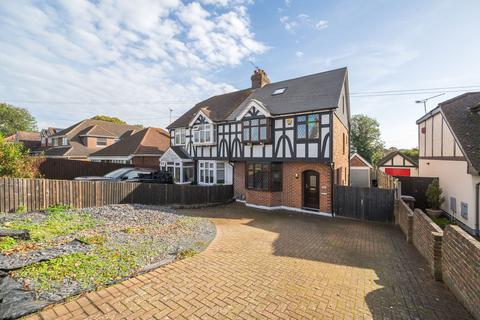 4 bedroom semi-detached house for sale