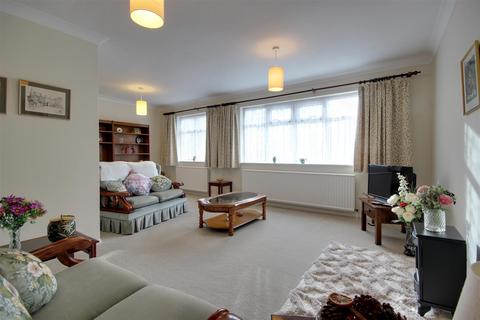 Dale Road, Swanland 3 bed detached bungalow for sale
